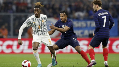 Wilfried Zaha Beralih Bela Pantai Gading