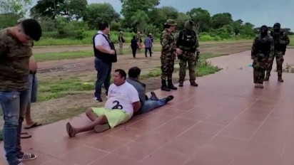 Bolivia Rislis Penangkapan 38 Orang dan Sita 66 Pesawat Diduga Operasi Perdagangan Narkoba