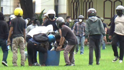 Bentrok di Kampus II UIN Makassar, Tiga Petinggi Kampus Terluka saat Melerai Mahasiswa