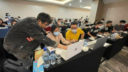 Penyidik Dittipideksus Bareskrim Segera Bawa Paksa Guru Trading Indra Kenz, Fakarich