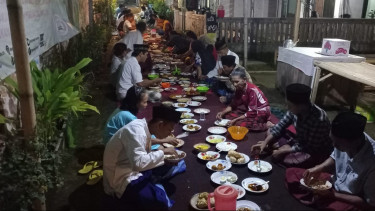 Sambut Ramadhan, Suku Osing Banyuwangi Gelar Sedekah Penampan