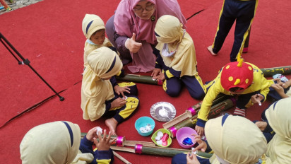 Suka Cita Sambut Ramadhan, Siswa TK di Gresik Hias Kentongan Untuk Bangunkan Sahur