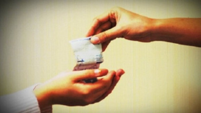 Sedekah, Salah Satu Amalan yang Paling Dicintai oleh Allah SWT