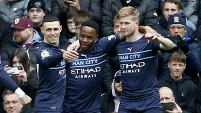Manchester City Rebut Kembali Puncak Klasemen Liga Inggris Usai Taklukkan Burnley 2-0