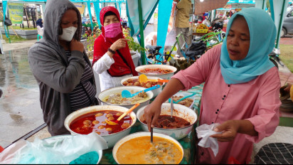 Berburu Takjil di Pasar Kuliner Ramadan Aloon-Aloon Baru Kauman Semarang