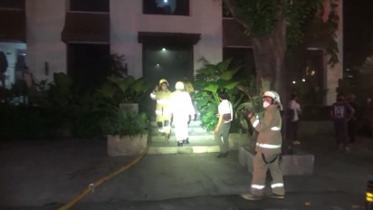 Restoran Kilo Kitchen di Gunawarman Jaksel Terbakar, 12 Mobil Damkar Dikerahkan 