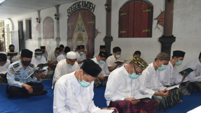 Bertobat di Bulan Ramadhan, Puluhan Narapidana Ikut Pesantren Kilat
