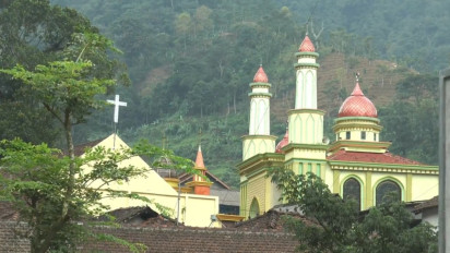 Masjid dan Gereja Berdiri Berhadapan, Cermin Toleransi di Desa Tempur Jepara