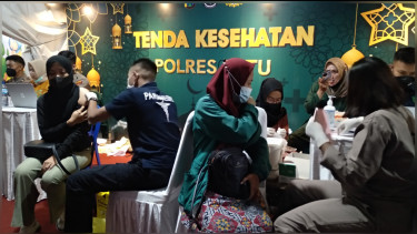 Jadi Syarat Mudik, Kedai Gebyar Vaksinasi Ramadan di Batu Diserbu Warga