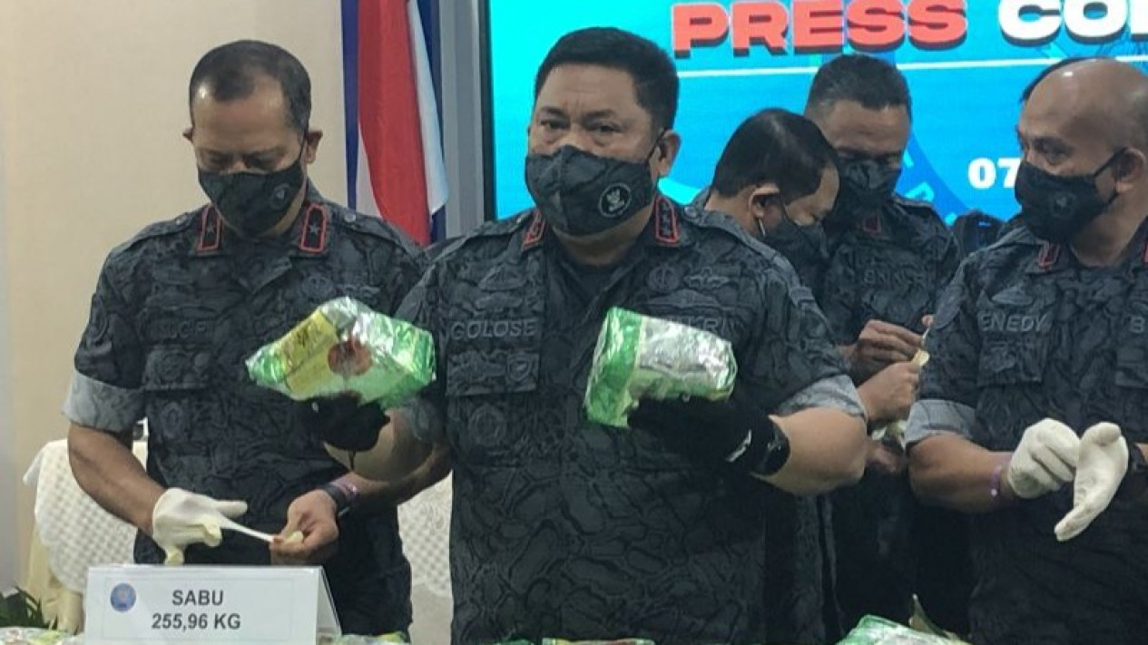 BNN Gagalkan Peredaran 255,96 Kg Sabu Asal Segitiga Emas
            - galeri foto