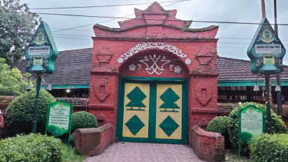 5 Masjid Bersejarah di Kota Cirebon yang Sering Dikunjungi Warga saat Bulan Ramadhan