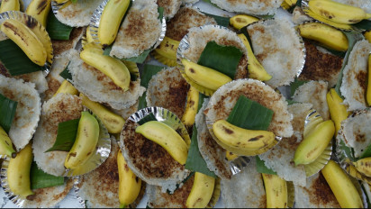 Intip Ketan, Makanan Khas Ramadhan di Kudus Hanya Ada Setahun Sekali