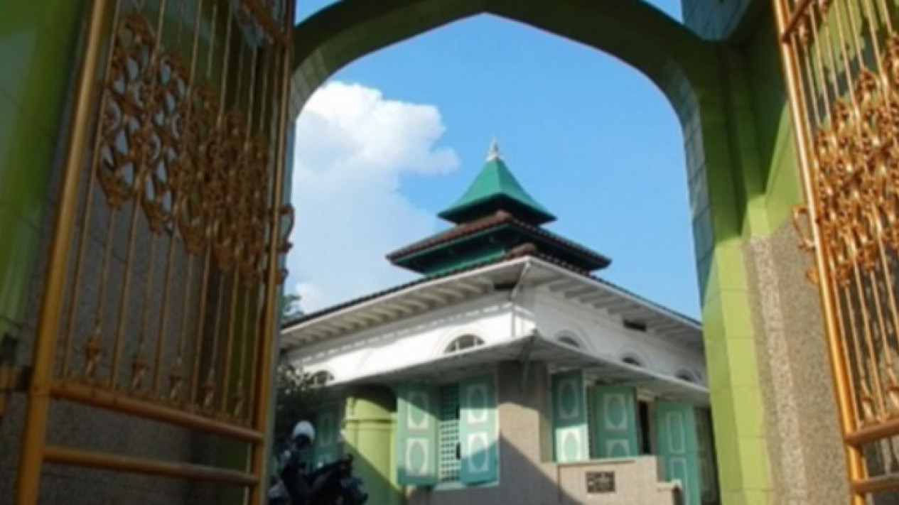 Masjid Layur, Peninggalan Pedagang Arab di Semarang
            - galeri foto