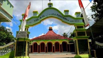 Keunikan Masjid Soko Tunggal Pekuncen, Peninggalan Adipati Mangunprojo