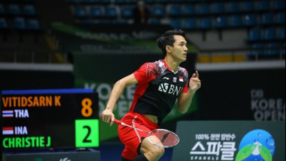 Kembali Kalahkan Kunlavut, Jonatan Tiba di Empat Besar Korea Open 2022