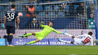 Diaby Gagal Eksekusi Penalti, Leverkusen Harus Puas Seri Kontra Bochum