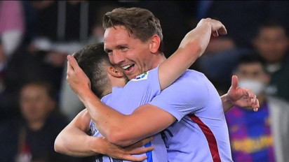 Gol dramatis Luuk de Jong bantu Barcelona kalahkan Levante 3-2