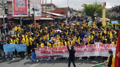 Berhasil Kuasai Tugu Pelor Aceh Barat, Mahasiswa Desak Pemerintah Stabilkan Harga Pangan