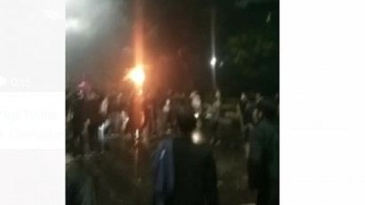 Pos Polisi Pejompongan Dibakar