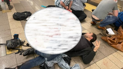 Penembakan di Kereta Bawah Tanah New York Amerika Serikat, 13 Orang Terluka