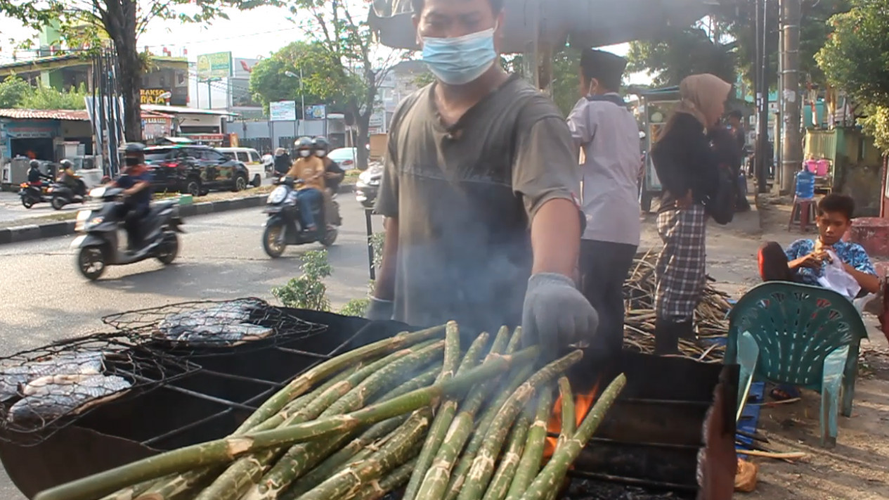 Pucuk Rotan, Sajian Berbuka Puasa Warga Medan
            - galeri foto