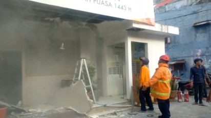 ATM Terbakar, Kantor Bank Swasta di Parepare Nyaris Dilalap Api