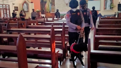 Paskah, Polres Kendal Kerahkan Anjing Pelacak dan Detektor Bom Amankan Gereja