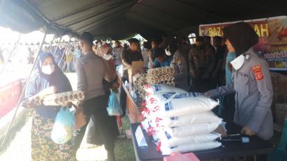 Ingin Beli Sembako Murah, Warga Meulaboh Wajib Miliki Kartu Vaksin