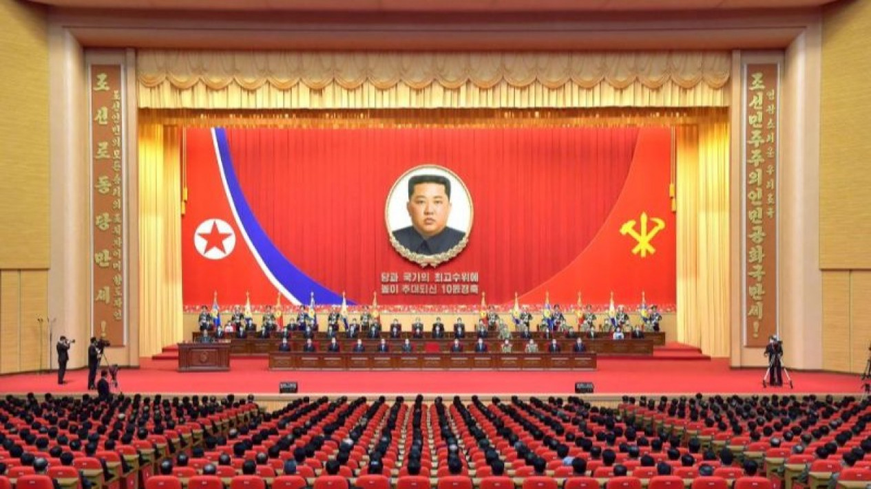 Korea Utara Merayakan 110 Tahun Kelahiran Kim Il Sung
            - galeri foto
