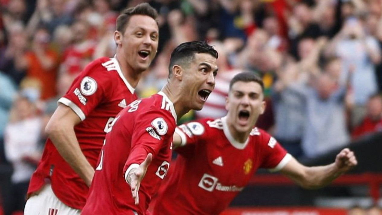 Ronaldo Hattrick, MU Taklukkan Norwich 3-2
            - galeri foto