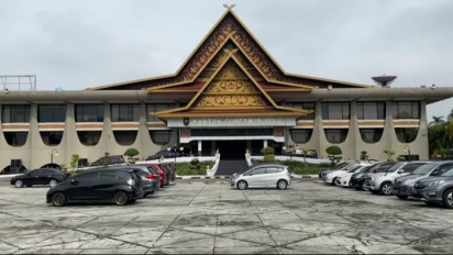 Pemprov Riau "Kandangkan" Mobil Dinas Antisipasi Digunakan Mudik