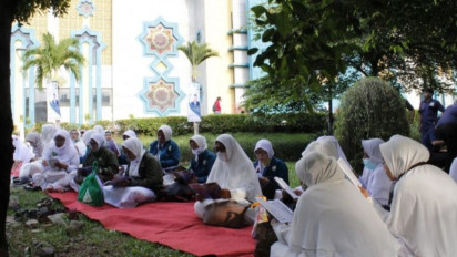 5.000 Warga DKI Ikut Ngabuburit Sambil Tadarus Al-Quran di JIC