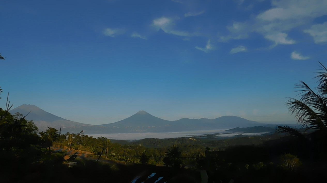 Mudik Asyik Semarang-Wonosobo Lewat "Jalur Belakang"
            - galeri foto