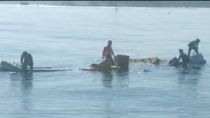 Kapal Karam Dihantam Ombak Besar 4 Nelayan Selamat Berkat Benda Mengapung