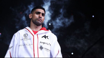 Amir Khan Dirampok Begal Bersenjata di London