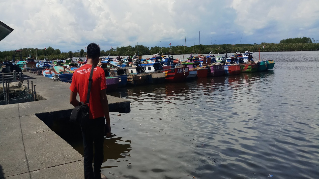 Solar Langka, Sudah Tiga Hari Nelayan Sama Tiga Tidak Melaut
            - galeri foto