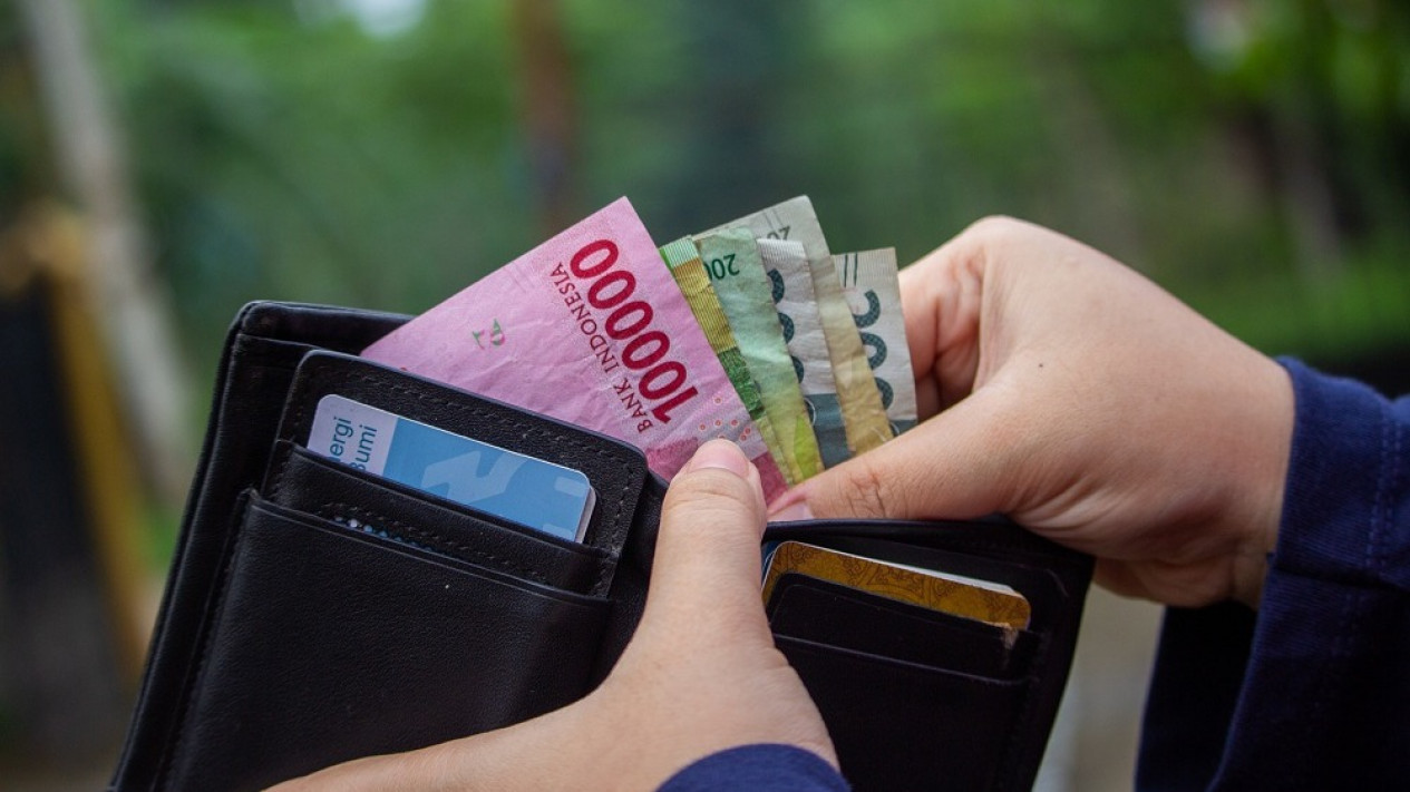 Tips Mengelola Dana THR Selama Lebaran
            - galeri foto