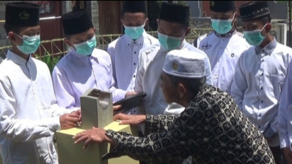 Mengenal Jam Istiwak, Penunjuk Waktu Sholat Akurat Dengan Sinar Matahari