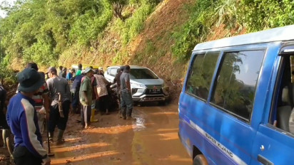 Dua Desa di Sumedang yang Terisolasi akibat Tertutup Longsor, Kini Sudah Bisa Dilalui Kembali
