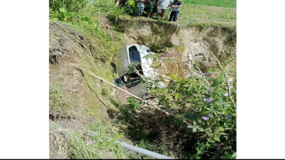Minibus Rombongan ASN Asal Medan, Terperosok dan Masuk Jurang
