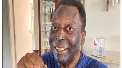 Idap Tumor, Legenda Pele Kembali Masuk Rumah Sakit