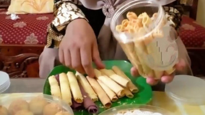 Camilan Lebaran Egg Roll Oyek, Rasanya Unik