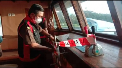 Diduga Rugikan Negara Rp2 Miliar, Kejari Sita Kapal Pinisi Milik Pemkab Lembata