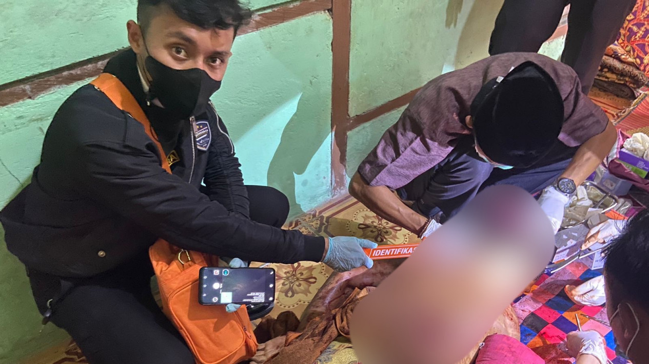 Dituduh Curi HP, Pemuda Lebong Gorok Leher Paman Hingga Tewas
            - galeri foto