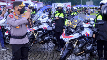 Apel Gelar Pasukan, Kapolri Tekankan Soal Strategi Antisipasi Kemacetan Hingga Vaksinasi Booster saat Mudik