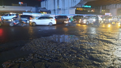 Jelang H-10, Jalur Mudik Kalimalang Masih Rusak Parah