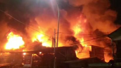 400 Bangunan Ludes Terbakar di Pasar Gembrong
