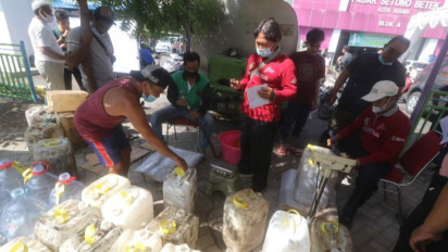 Dilarang Ekspor Minyak Goreng, DPR Minta Pengusaha Patuh 