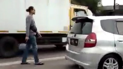 Dramatis, Detik-detik Polisi Tangkap Pencuri di Gerbang Tol Pasirkoja