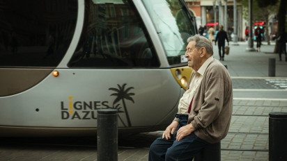 Keutamaan dan Ganjaran Berbakti Kepada Orang Tua